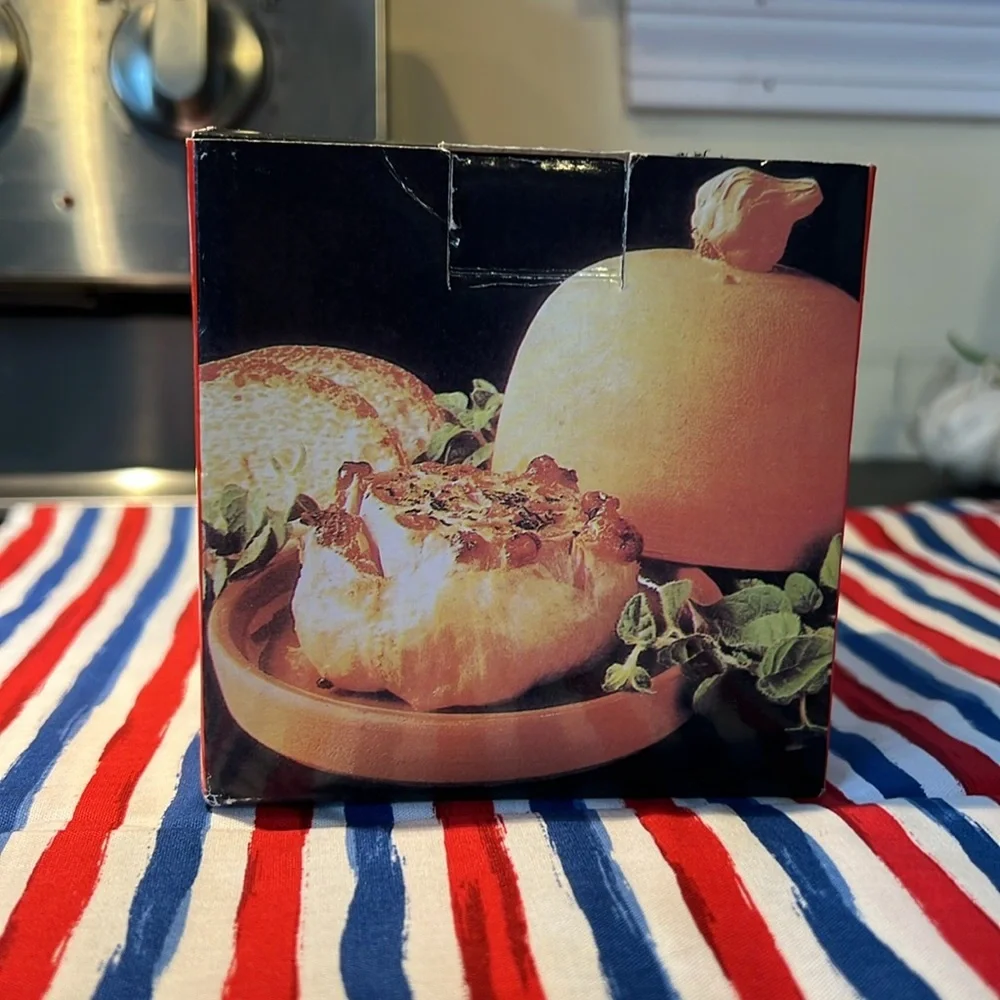 Garlic baker by Boston warehouse
